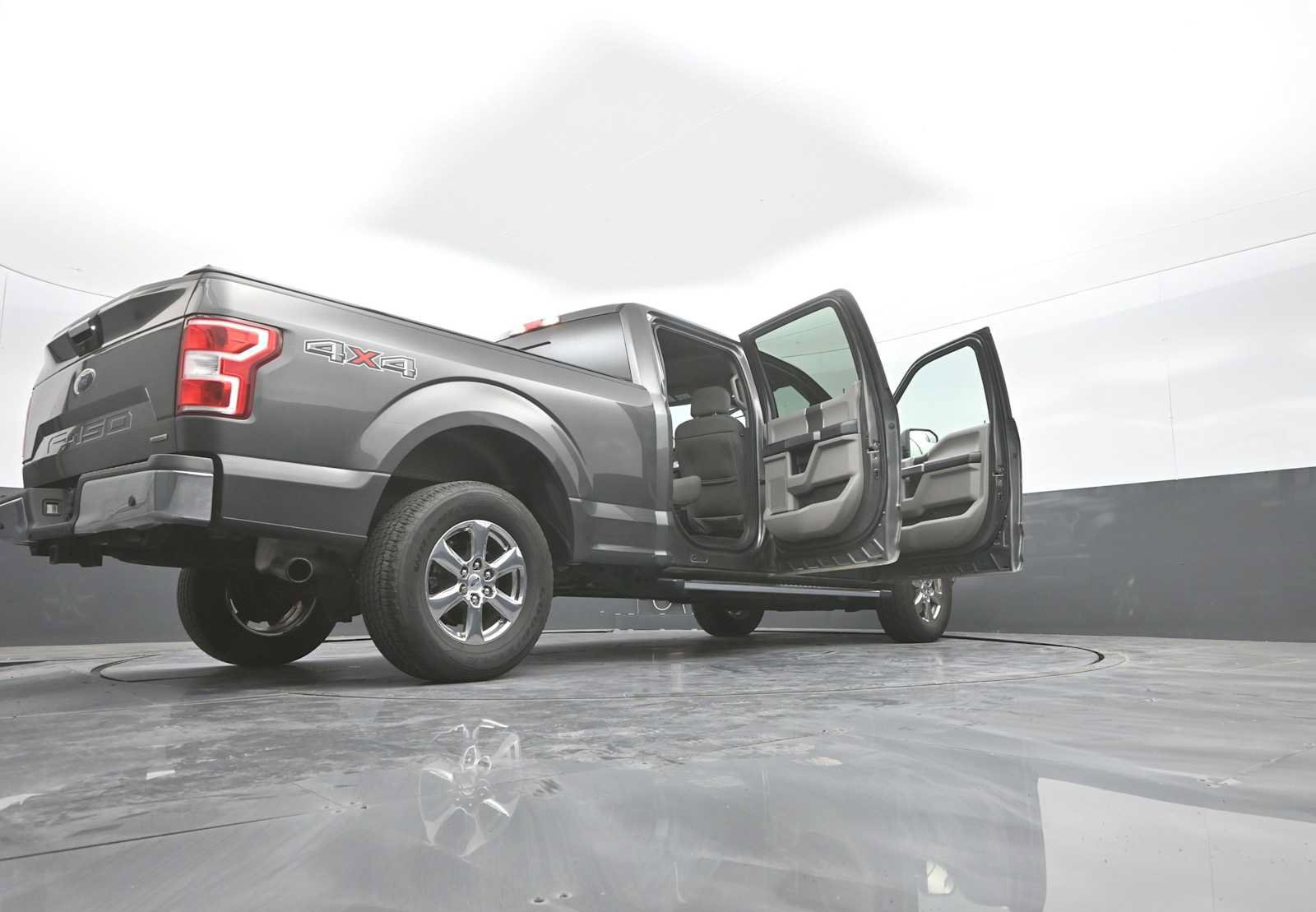 Used 2020 Ford F150 XLT w/ Equipment Group 302A Luxury AWD/4WD image 47