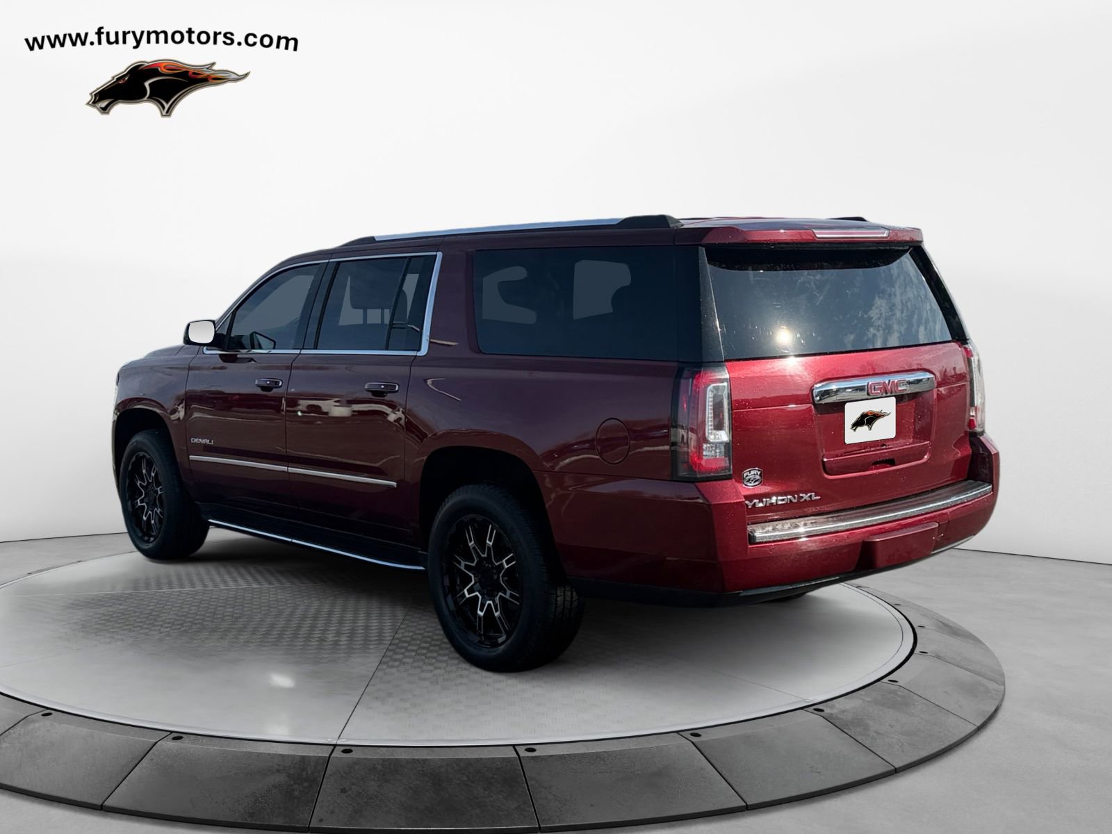 Used 2019 GMC Yukon XL Denali image 5