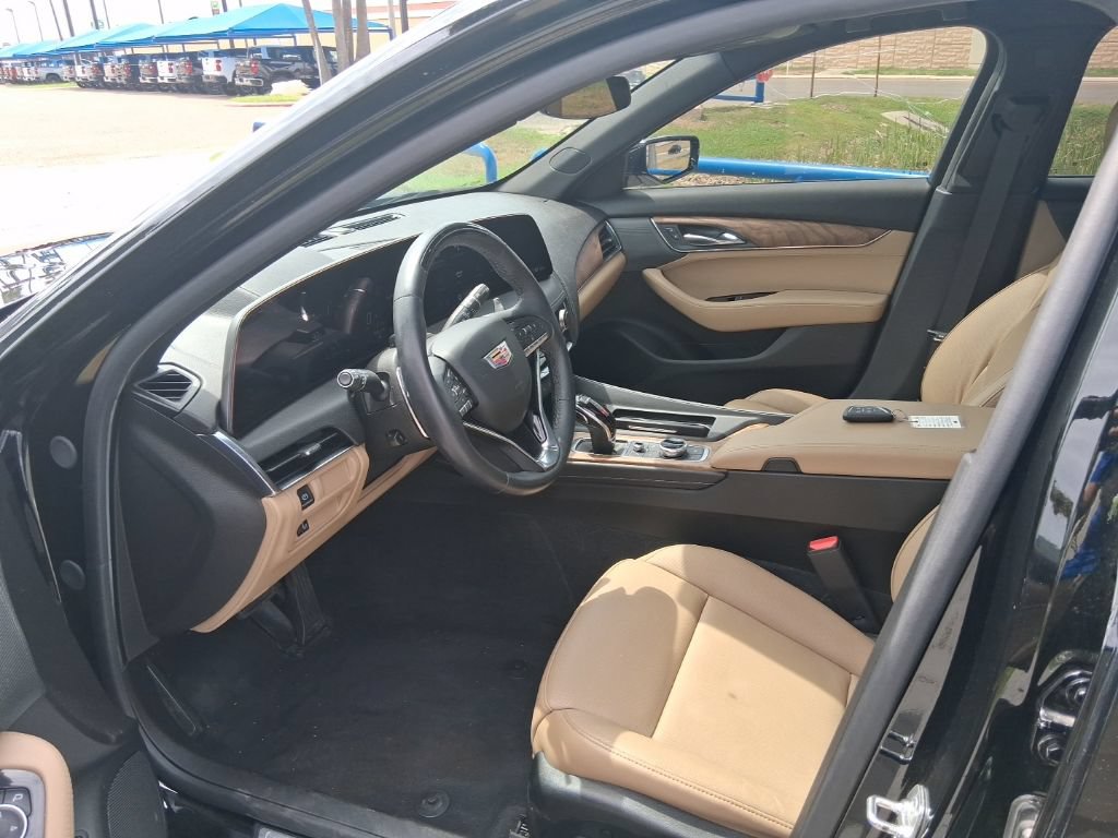 Used 2025 Cadillac CT5 Premium Luxury RWD image 10