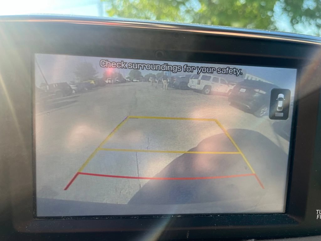 Used 2019 Hyundai Santa Fe SE FWD image 9