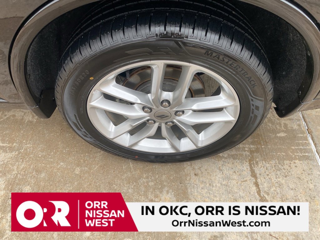 Used 2023 Dodge Durango GT image 9