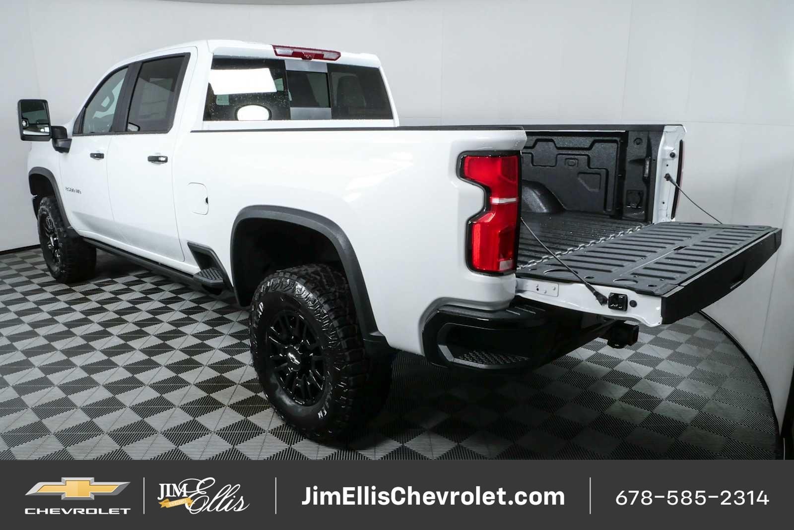 New 2026 Chevrolet Silverado 2500 ZR2 AWD/4WD image 32