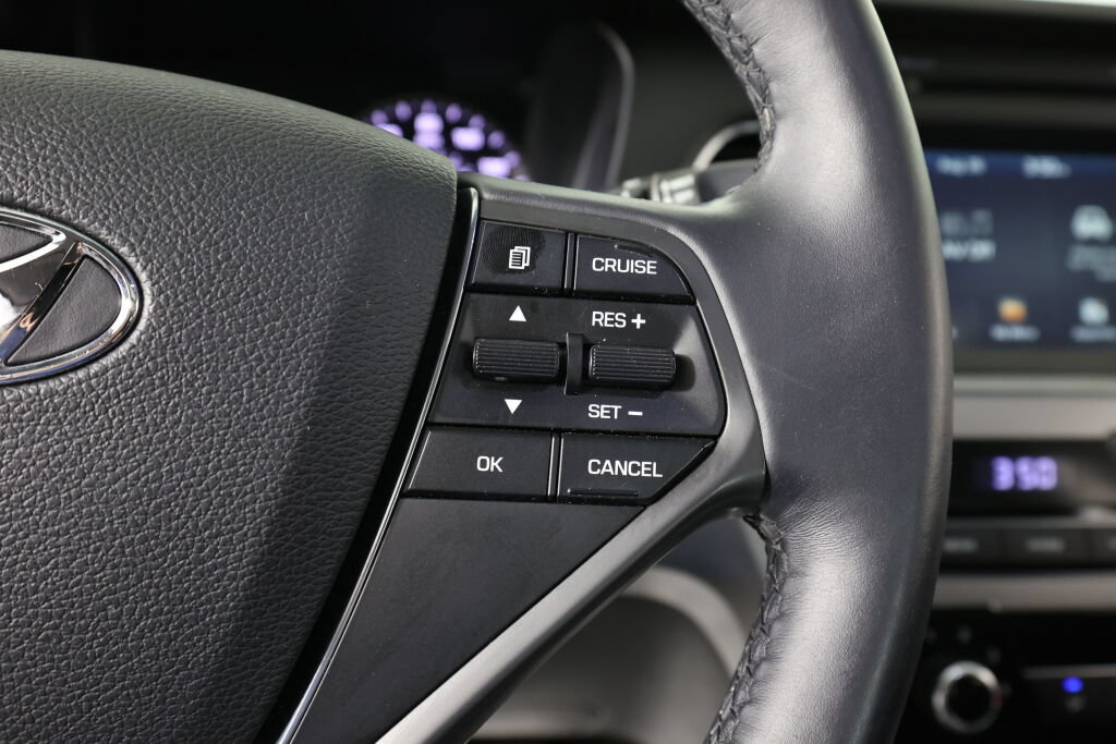 Used 2016 Hyundai Sonata Sport w/ Option Group 1V FWD image 32