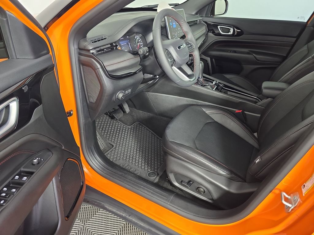 New 2026 Jeep Compass Trailhawk AWD/4WD image 11