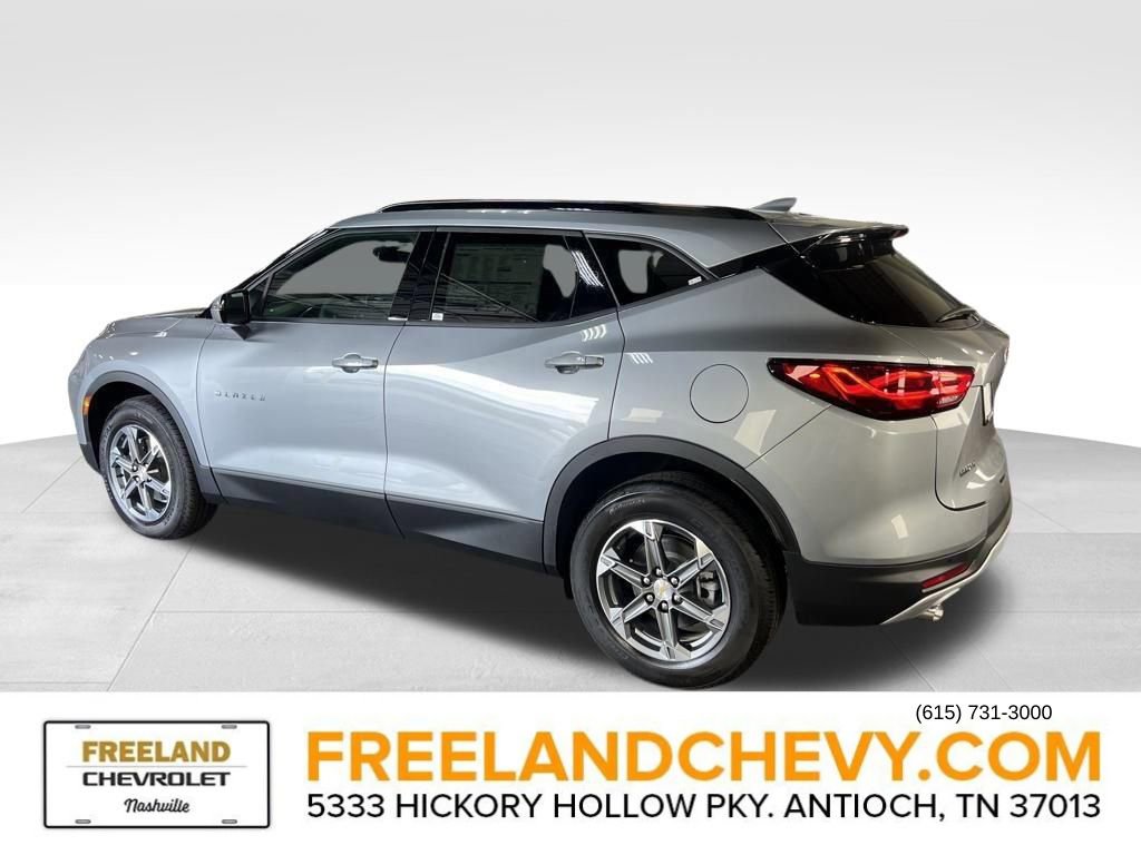 New 2025 Chevrolet Blazer LT image 4