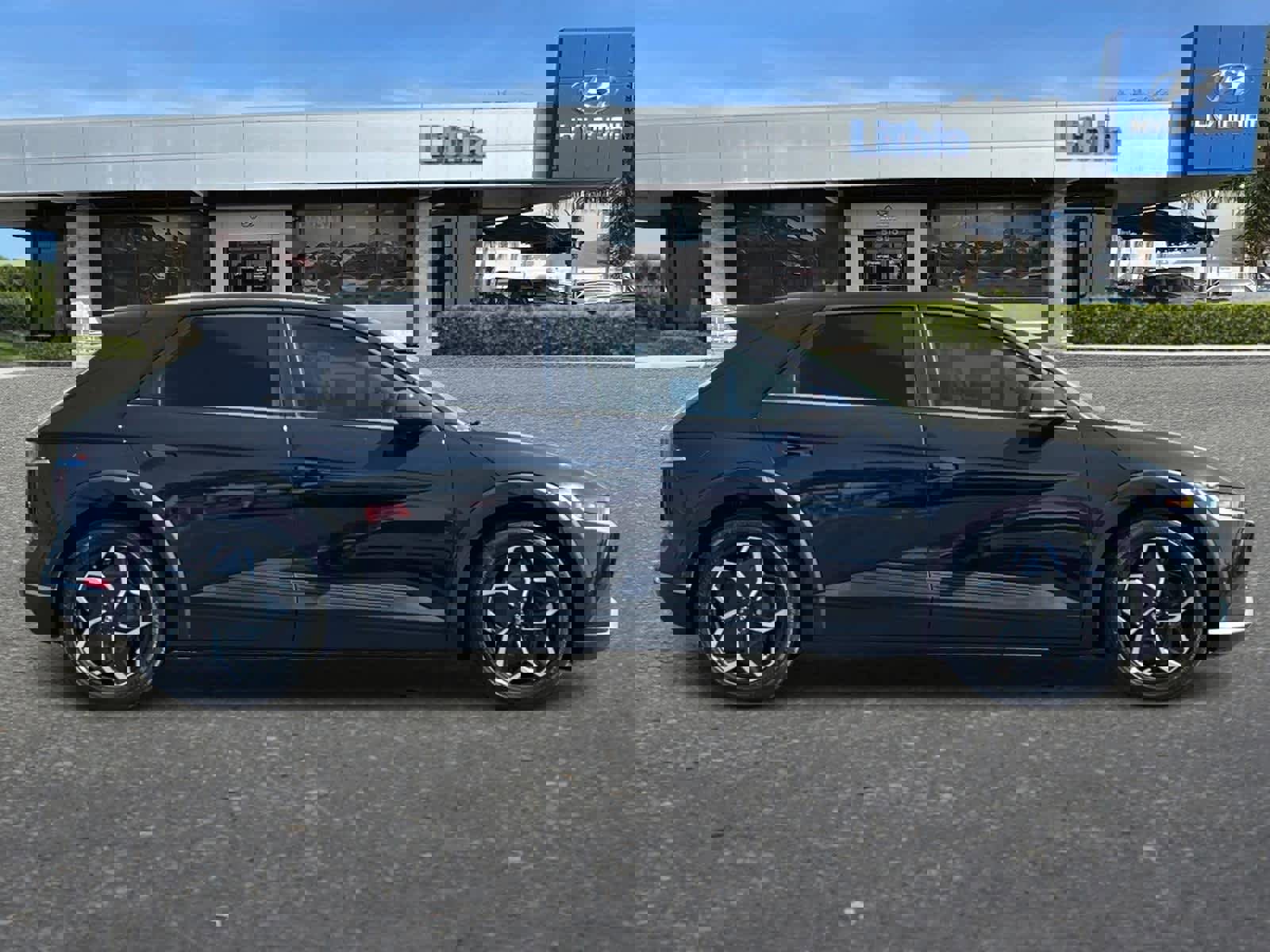 Used 2022 Hyundai Ioniq 5 SEL w/ Cargo Package image 9