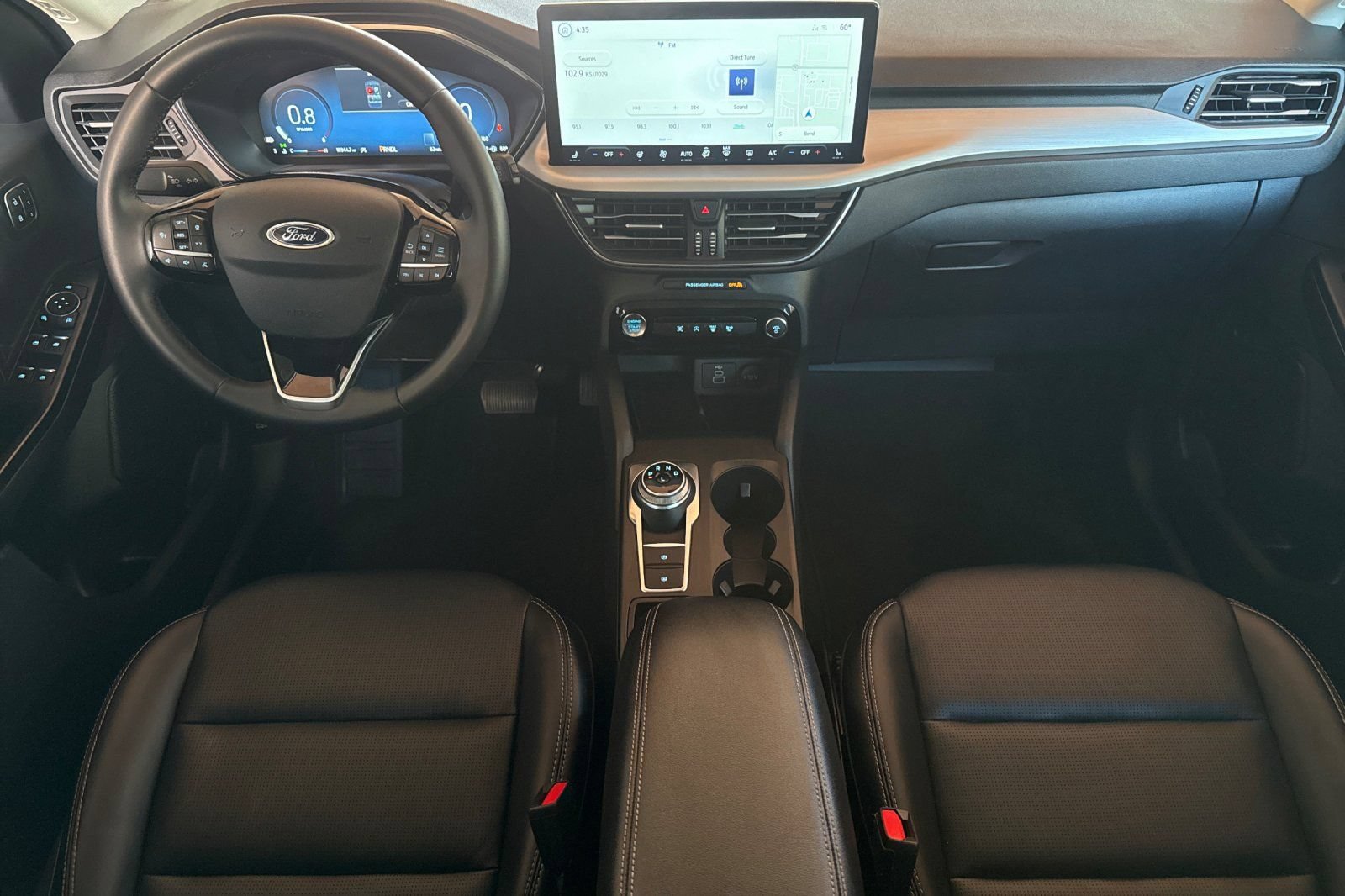 Used 2025 Ford Escape Platinum AWD/4WD image 18