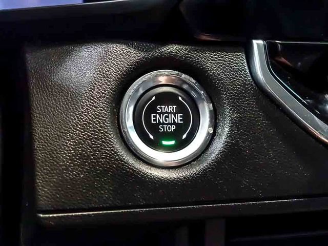 Used 2025 Chevrolet Colorado Trail Boss w/ Midnight Edition AWD/4WD image 20