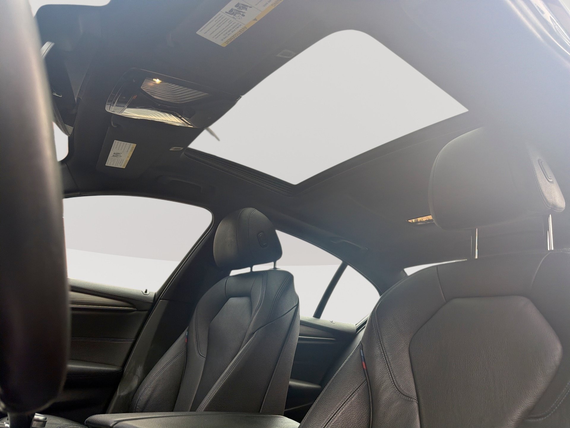Used 2018 BMW 540i RWD image 16
