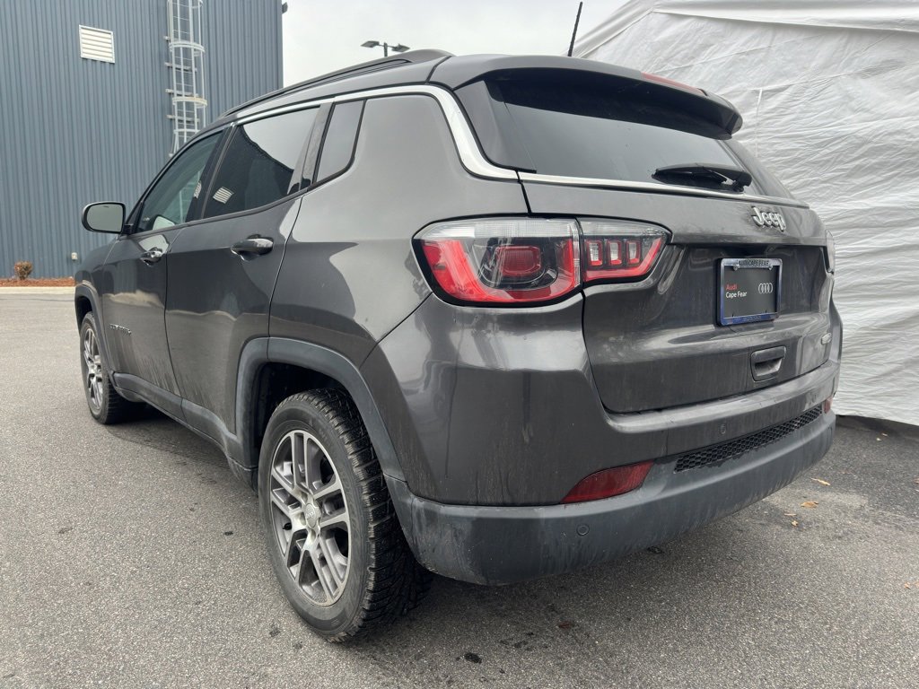 Used 2020 Jeep Compass Latitude image 4