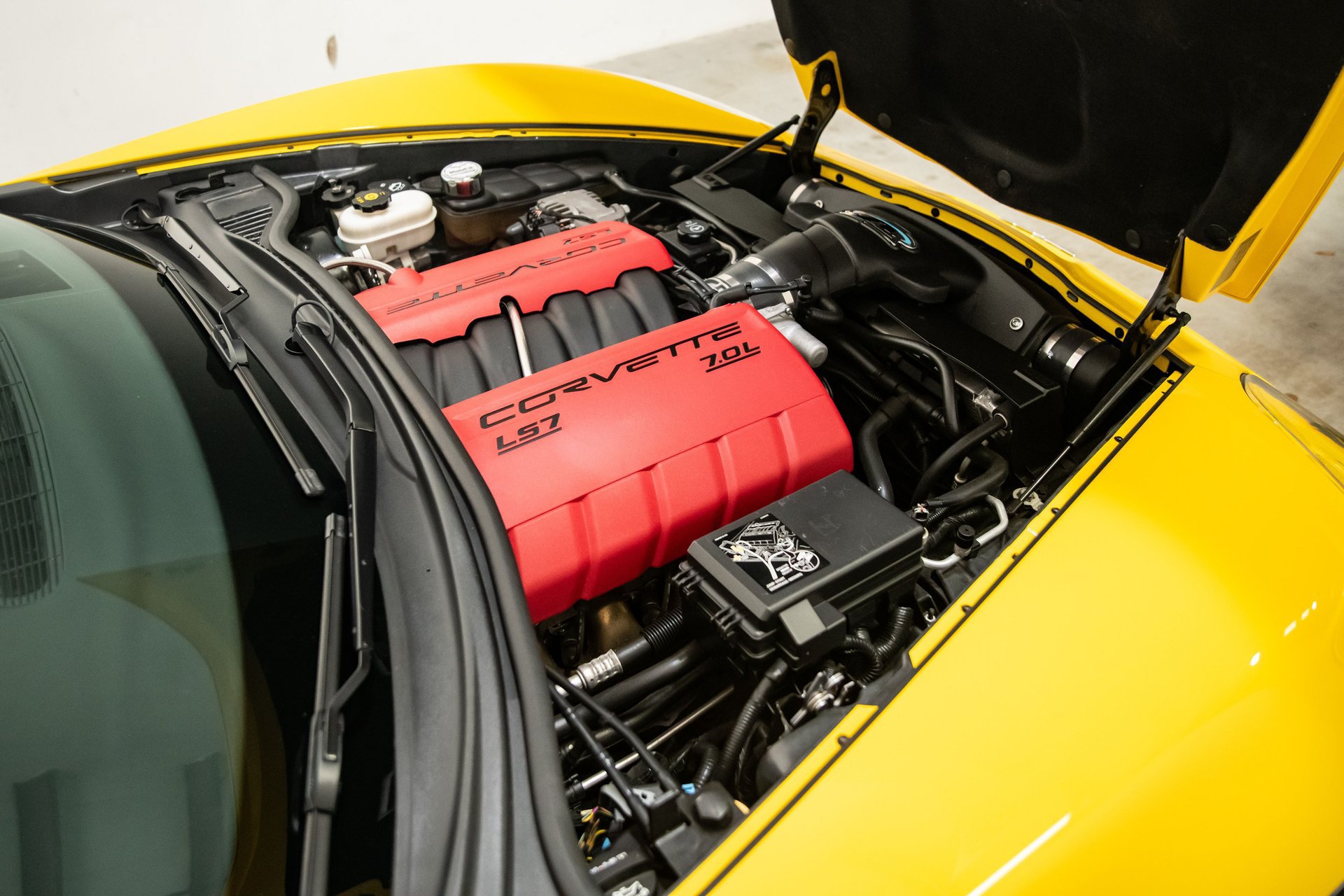 Used 2011 Chevrolet Corvette Z06 w/ Z07 Performance Package RWD image 40
