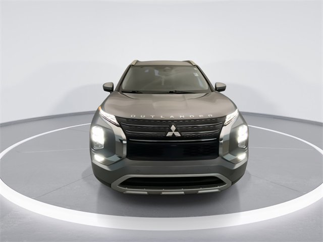 Used 2023 Mitsubishi Outlander SE image 7