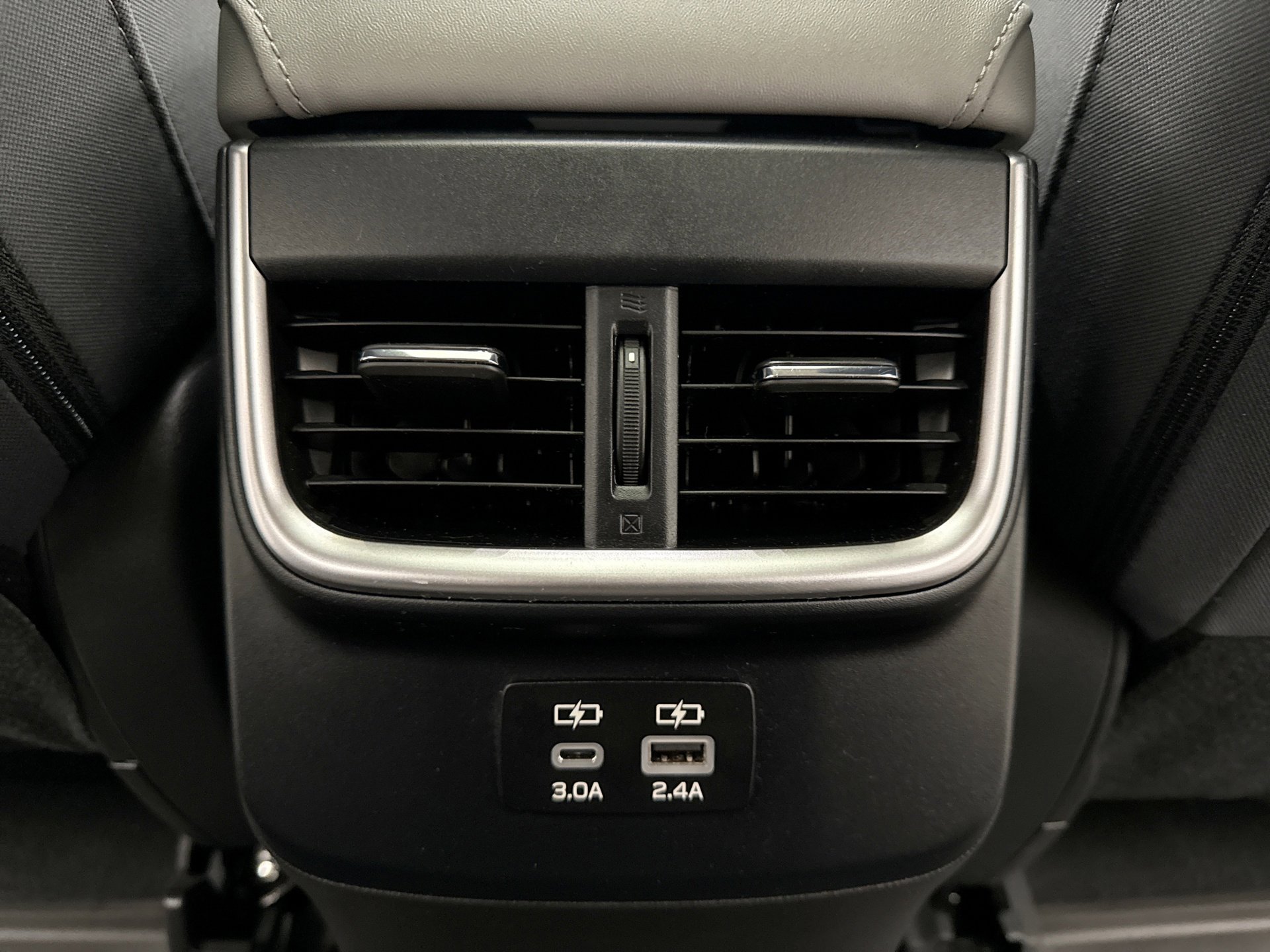 Used 2023 Subaru Outback Premium image 21