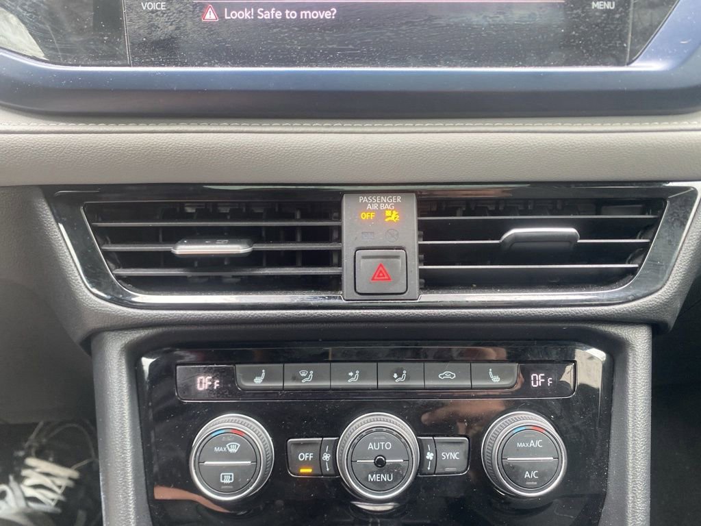 Used 2024 Volkswagen Taos SE image 23