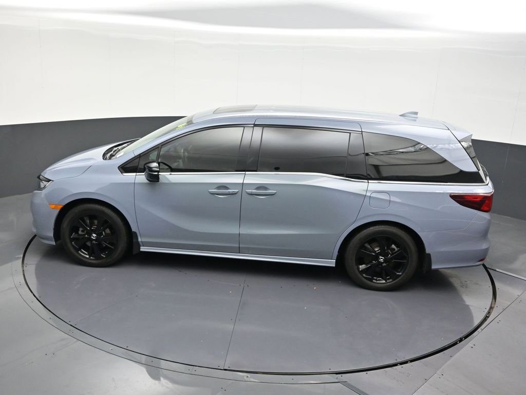 Used 2024 Honda Odyssey Sport image 16