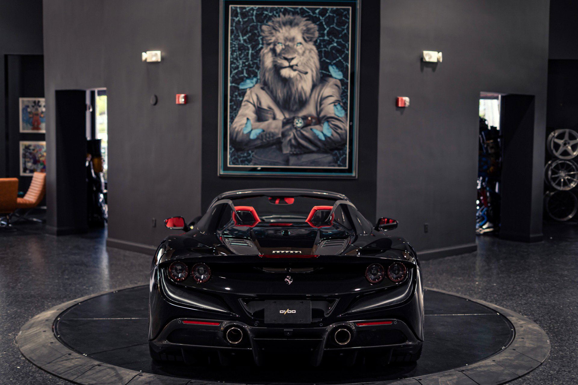 Used 2023 Ferrari F8 Tributo RWD image 6