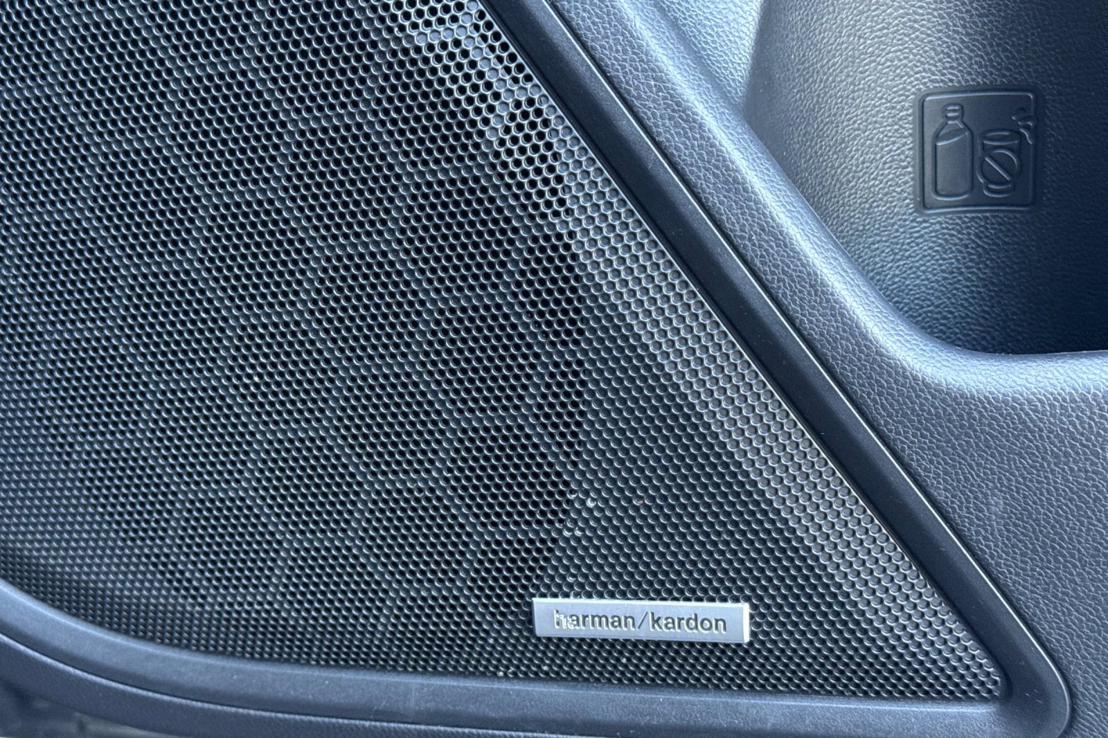 Used 2021 Subaru Outback Touring XT image 23