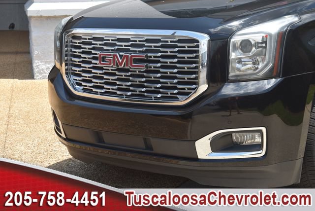 Certified 2020 GMC Yukon XL Denali w/ Denali Premium Package AWD/4WD image 52