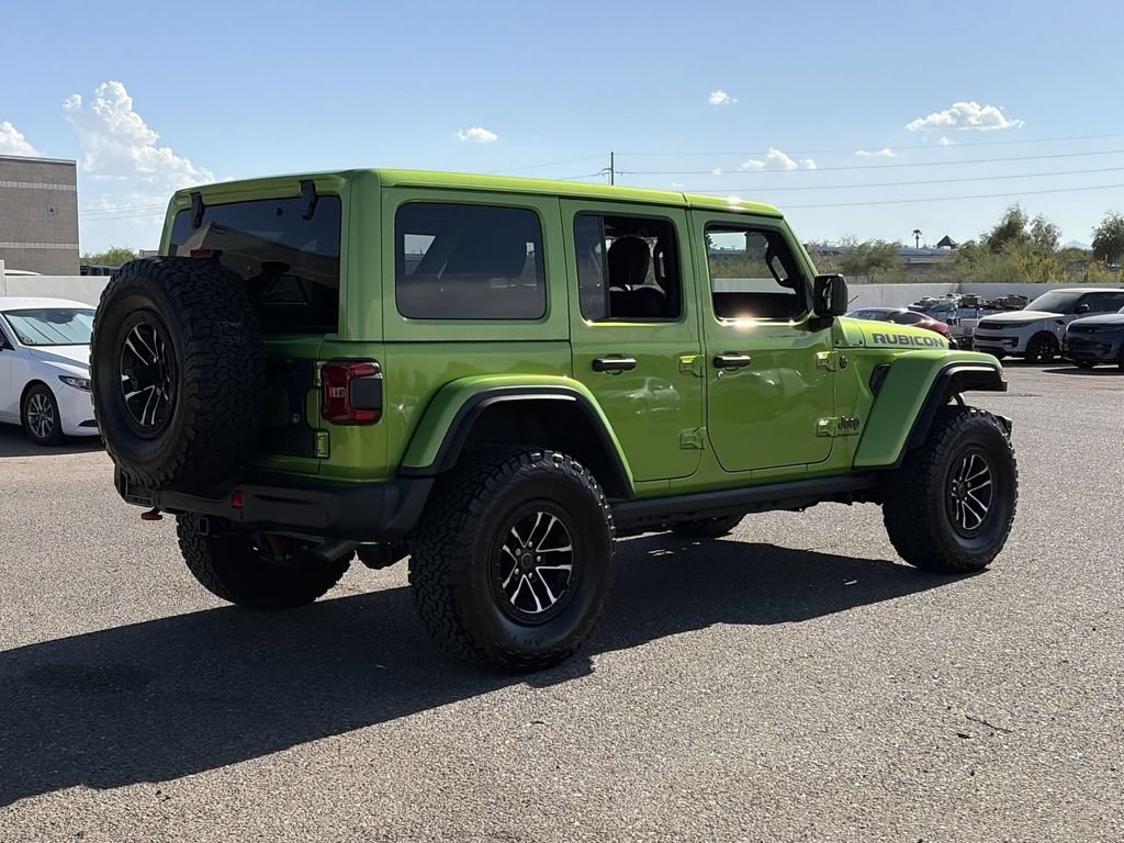 Used 2025 Jeep Wrangler Unlimited Rubicon AWD/4WD image 7