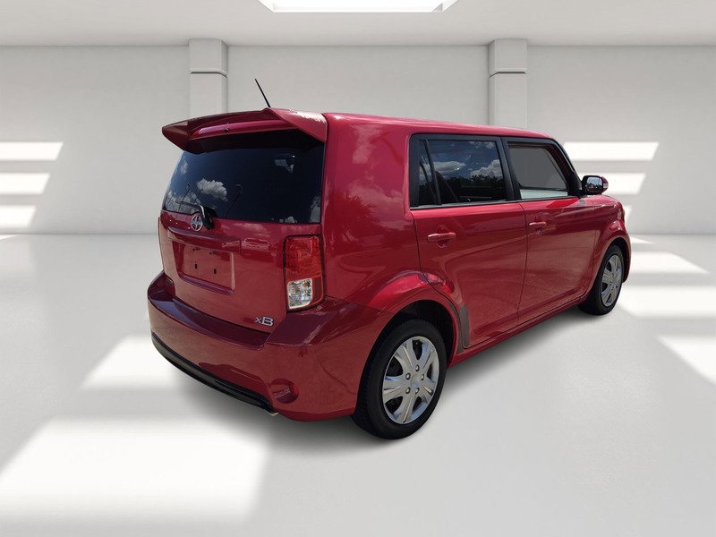 Used 2013 Scion xB FWD image 5