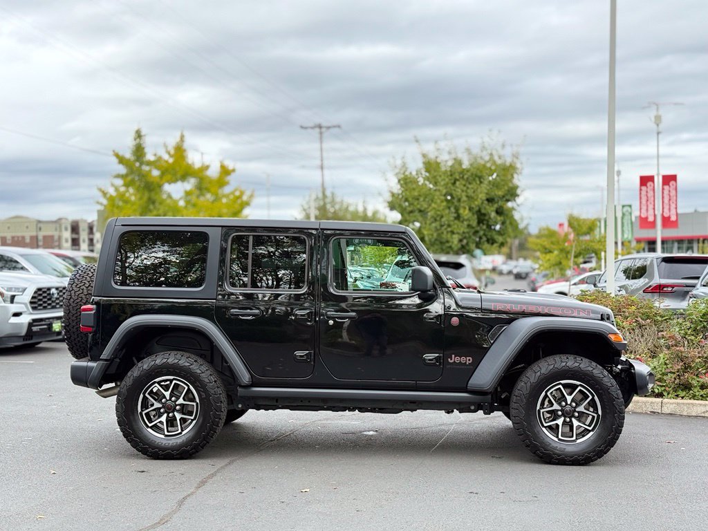 Used 2024 Jeep Wrangler Unlimited Rubicon w/ Convenience Group AWD/4WD image 6