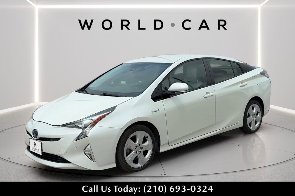 Used 2018 Toyota Prius Four Touring FWD image 3