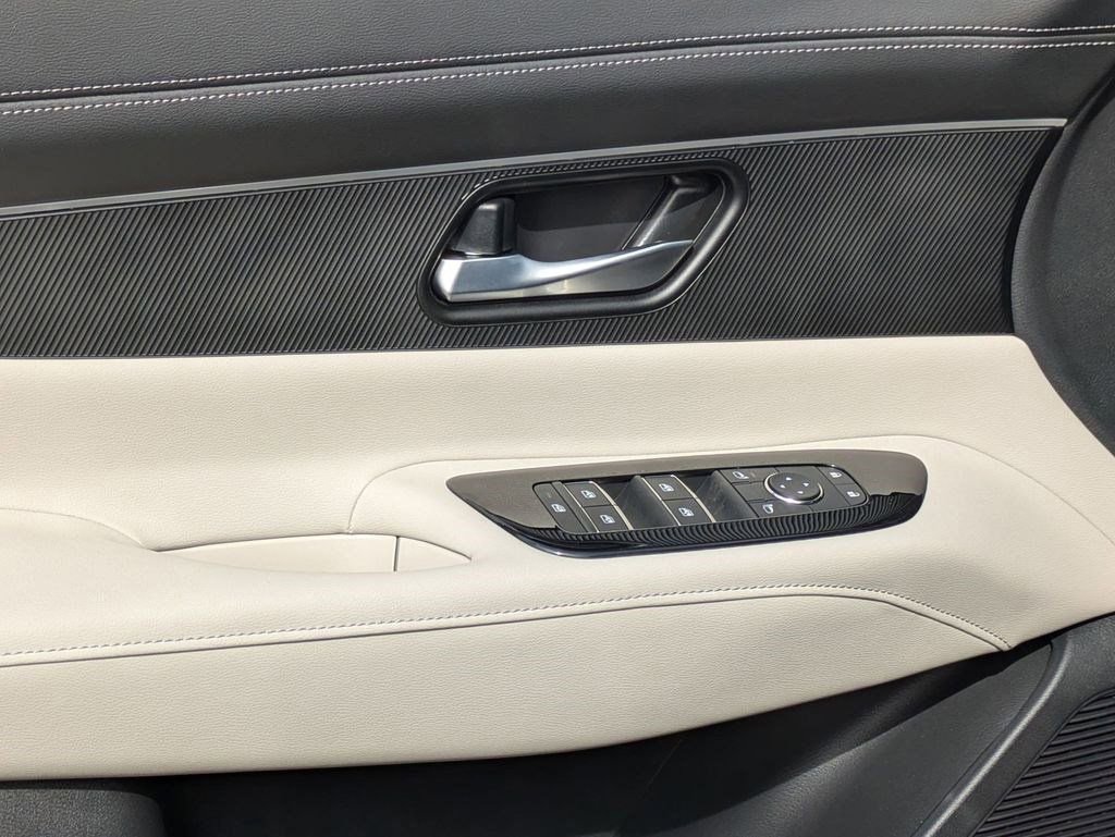 New 2025 Nissan Murano SV image 44