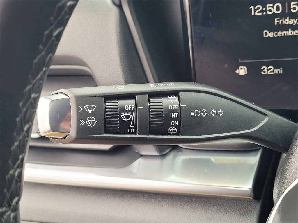 Used 2025 GMC Terrain Elevation image 16