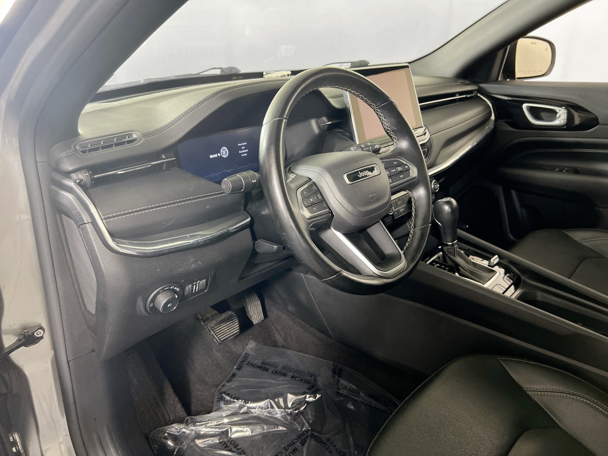 Used 2022 Jeep Compass High Altitude AWD/4WD image 9