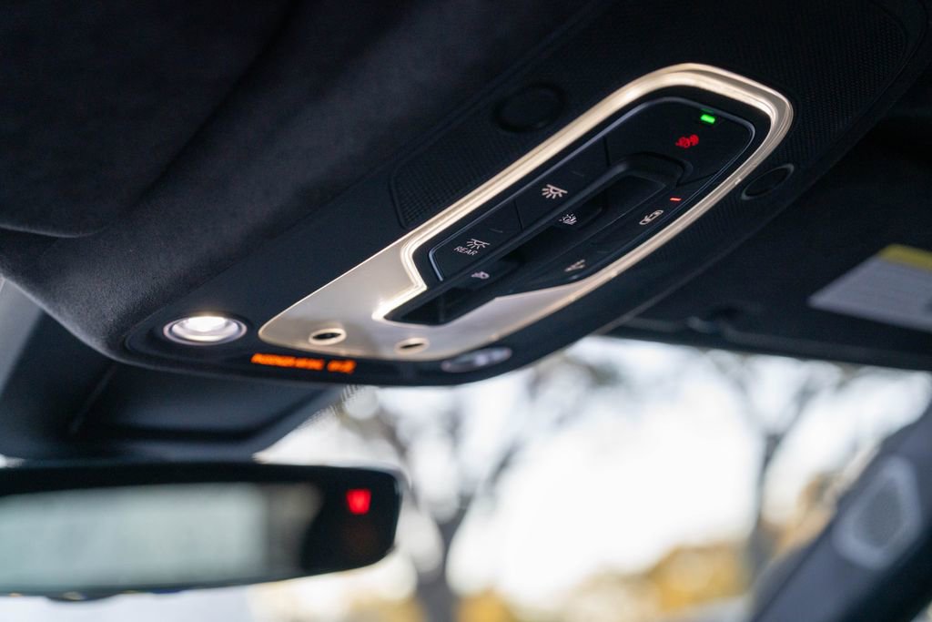 Used 2024 Lamborghini Urus S image 42