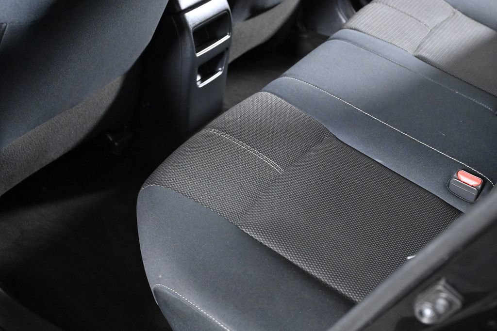 Used 2016 Nissan Sentra S image 24