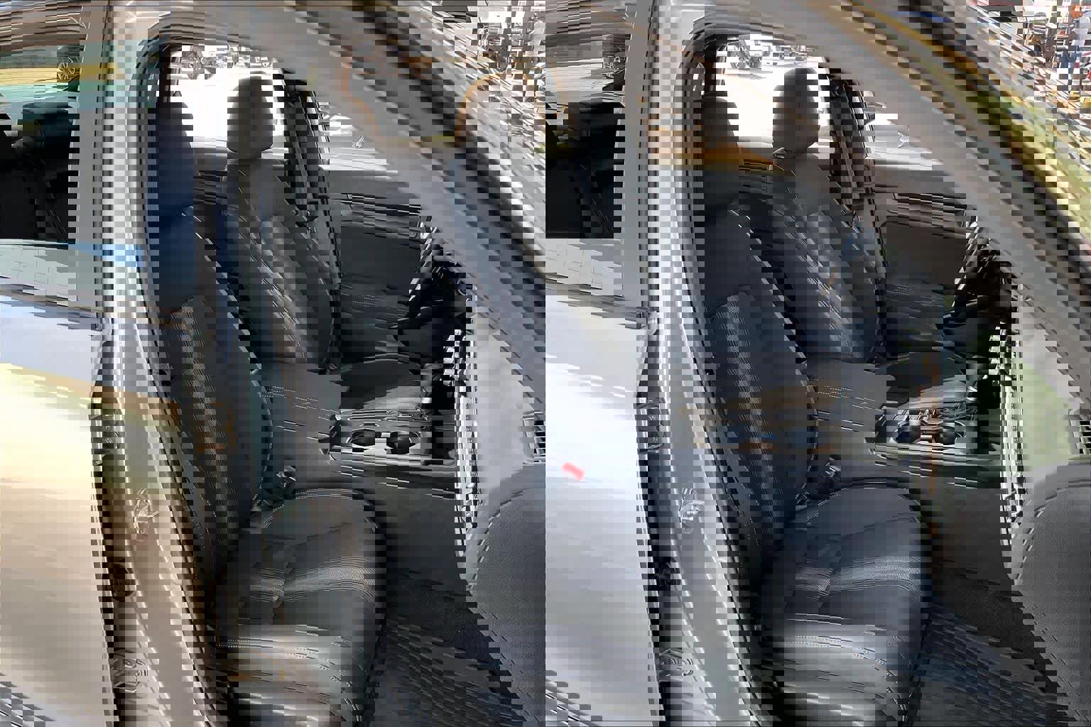 Used 2025 Honda Civic Sport image 10