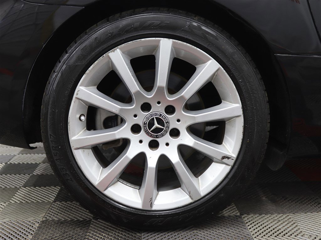 Used 2017 Mercedes-Benz SLC 300 image 36