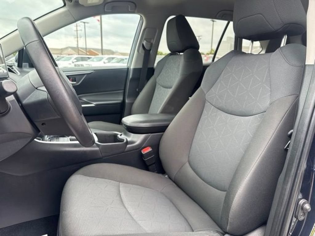 Used 2024 Toyota RAV4 XLE w/ Weather Package AWD/4WD image 20