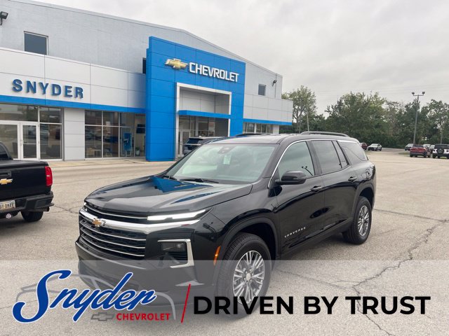 New 2027 Chevrolet Traverse LT FWD image 1