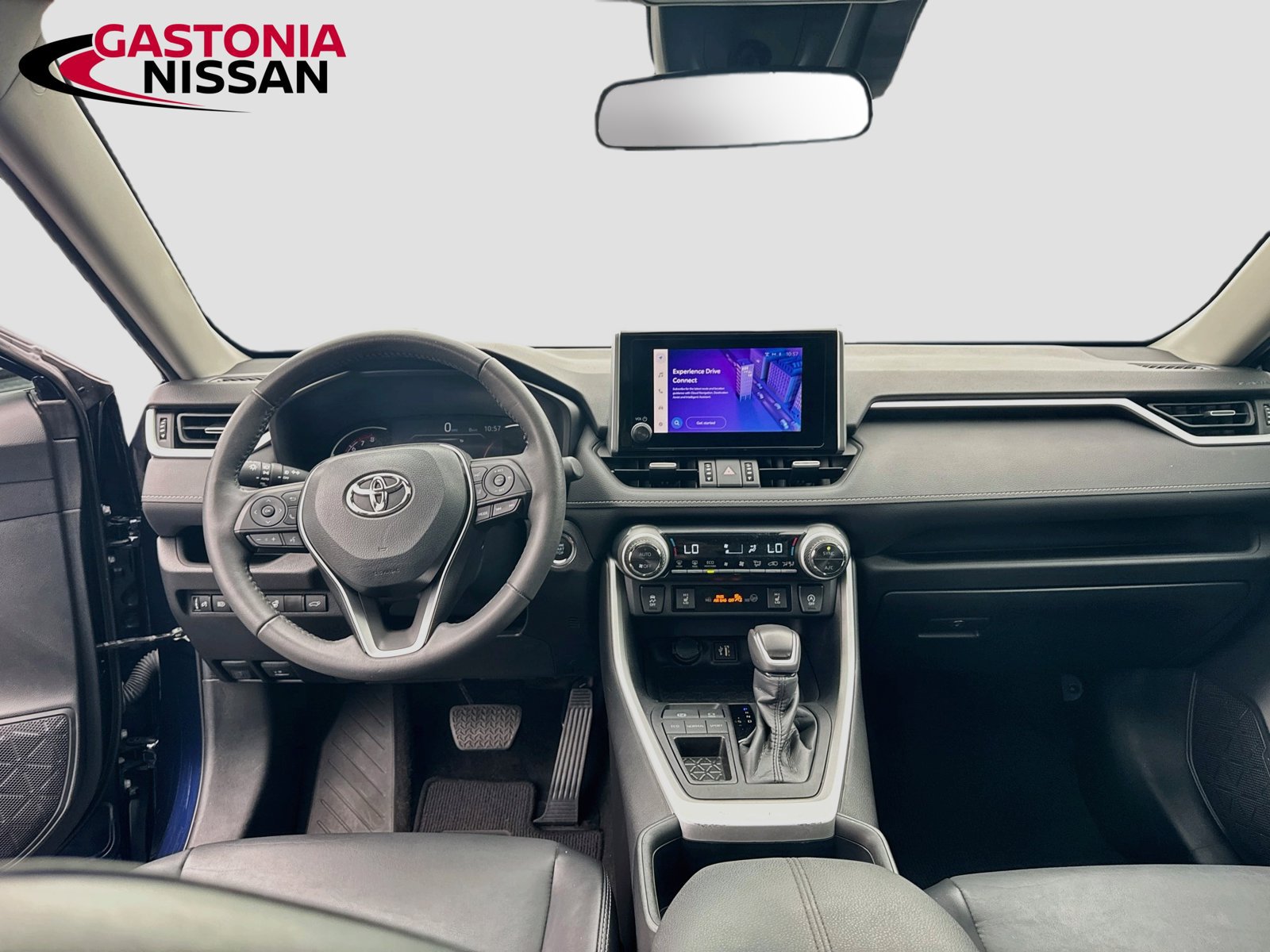 Used 2023 Toyota RAV4 XLE Premium FWD image 31