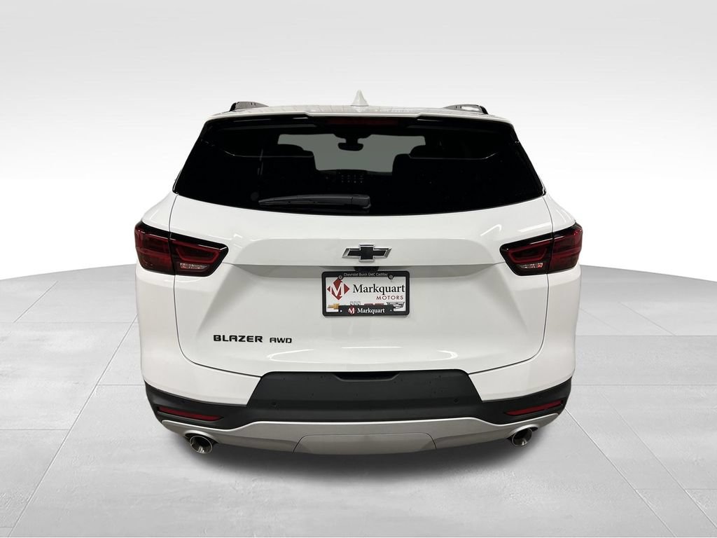 New 2026 Chevrolet Blazer LT w/ Sound & Technology Package AWD/4WD image 7