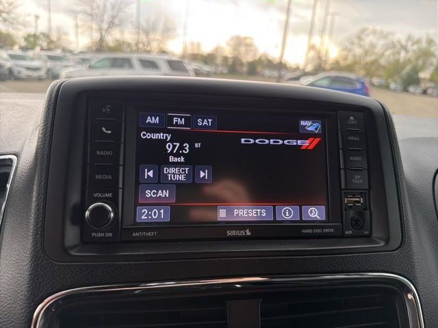 Used 2019 Dodge Grand Caravan GT image 25