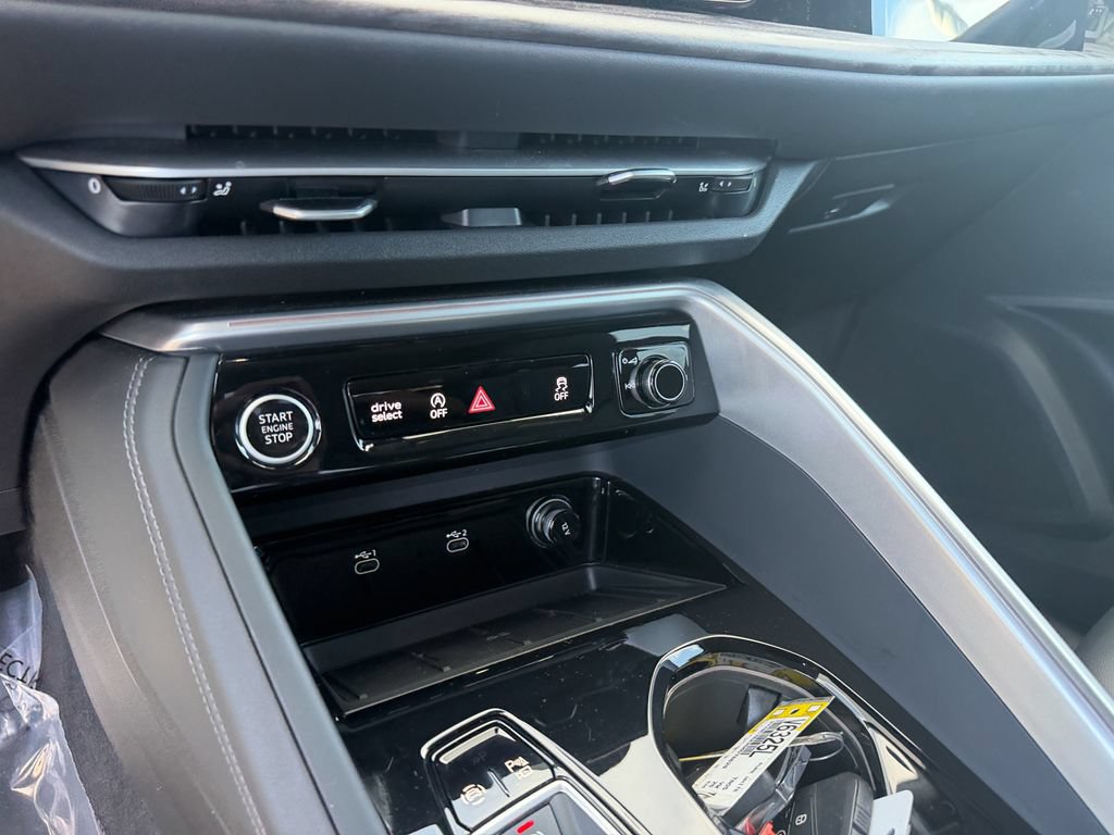 Used 2025 Audi Q5 Premium Plus AWD/4WD image 21