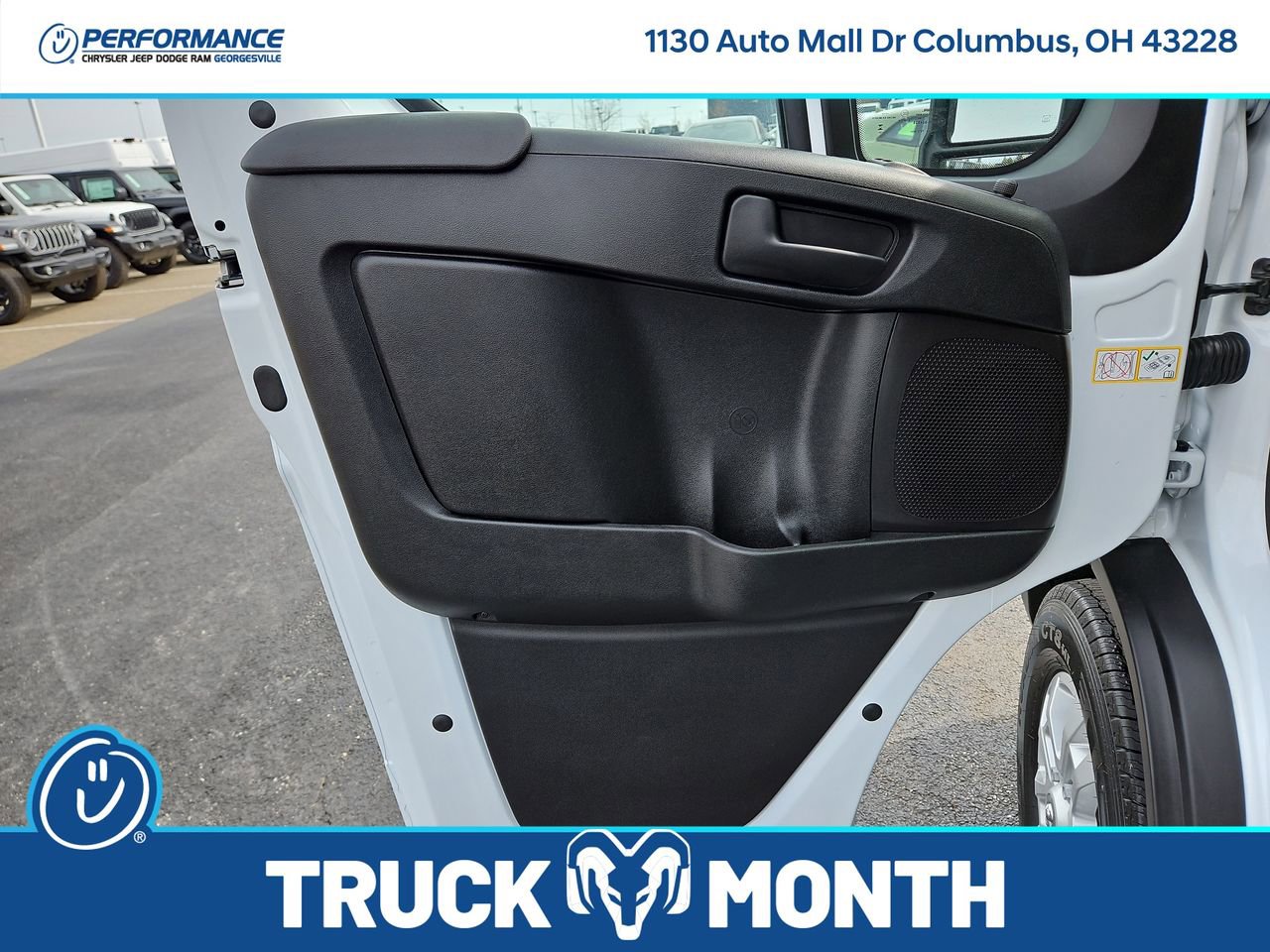 New 2025 RAM ProMaster 2500 w/ Quick Order Package 22G SLT image 13