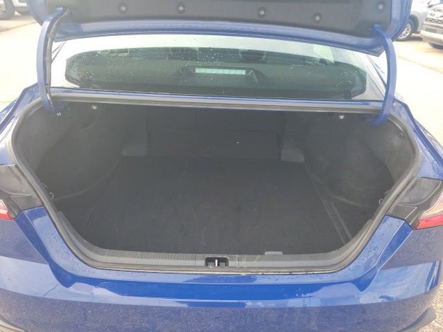 Used 2025 Toyota Camry SE image 25