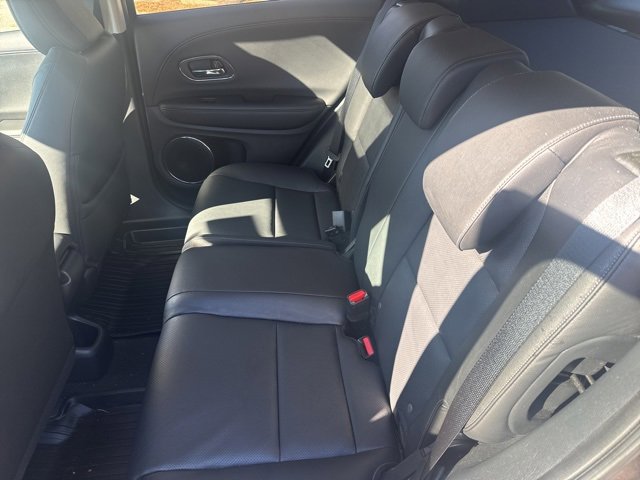 Used 2019 Honda HR-V Touring image 22