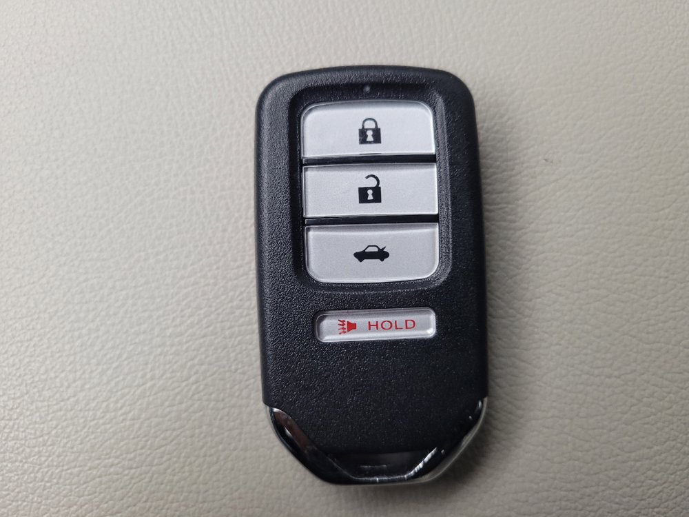 Used 2020 Honda Accord LX image 32