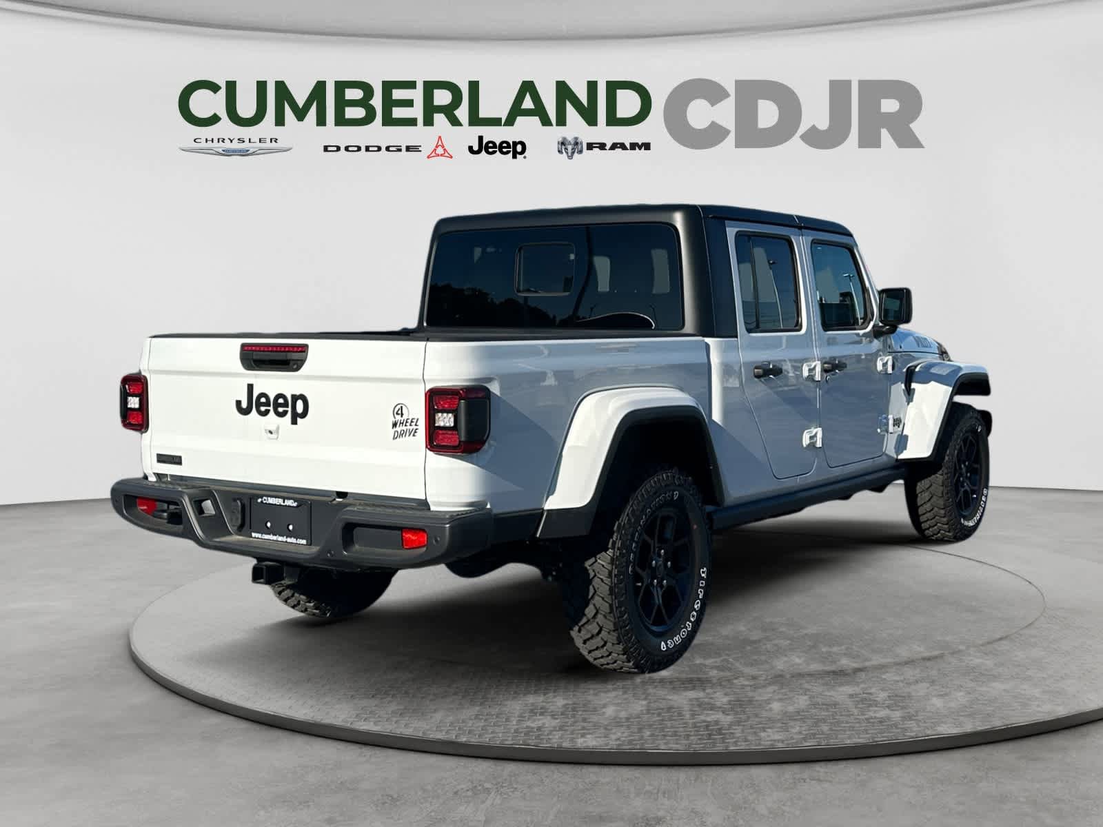 New 2025 Jeep Gladiator Sport AWD/4WD image 6