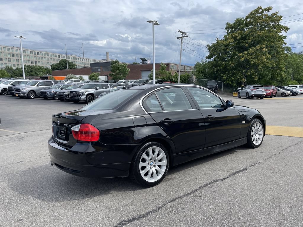 Used 2006 BMW 330xi Sedan AWD/4WD image 8