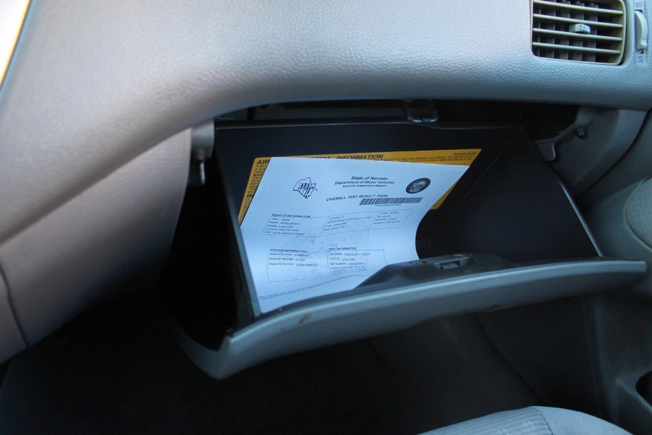 Used 2004 Mitsubishi Lancer ES image 38