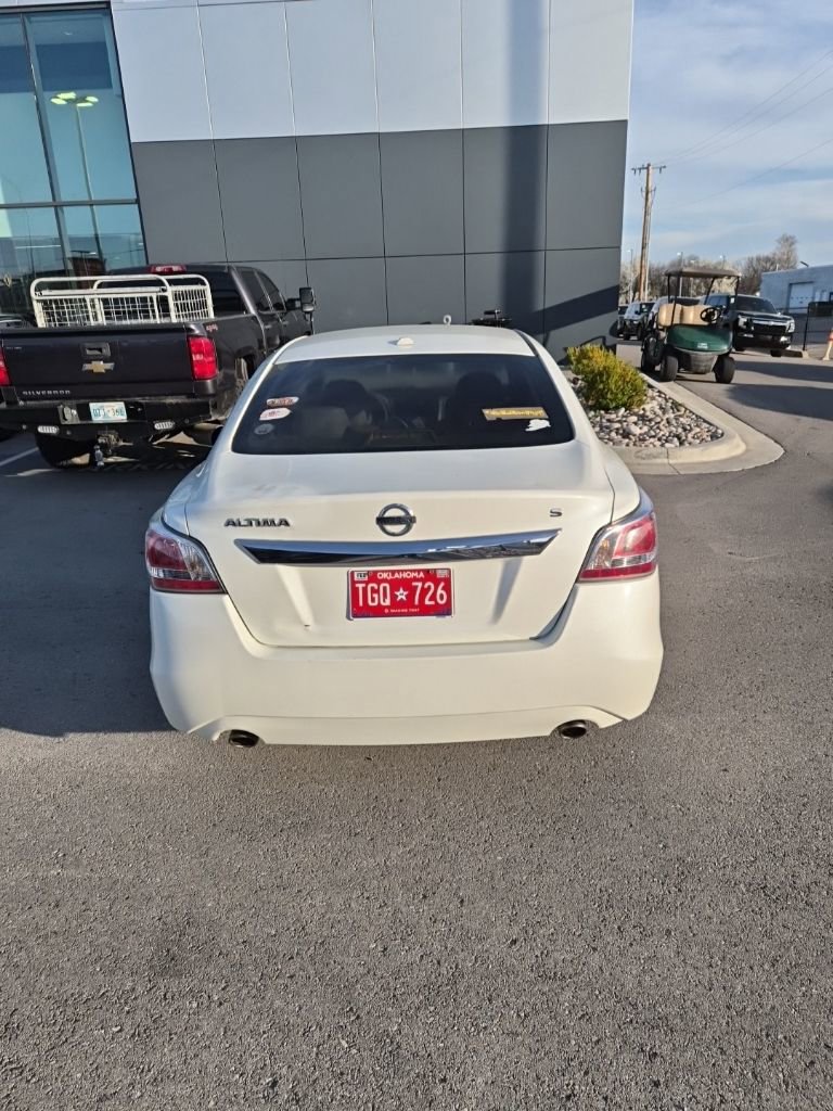 Used 2015 Nissan Altima 2.5 S w/ Power Driver Seat Package image 4