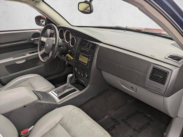 Used 2005 Dodge Magnum R/T w/ Convenience Group II RWD image 20