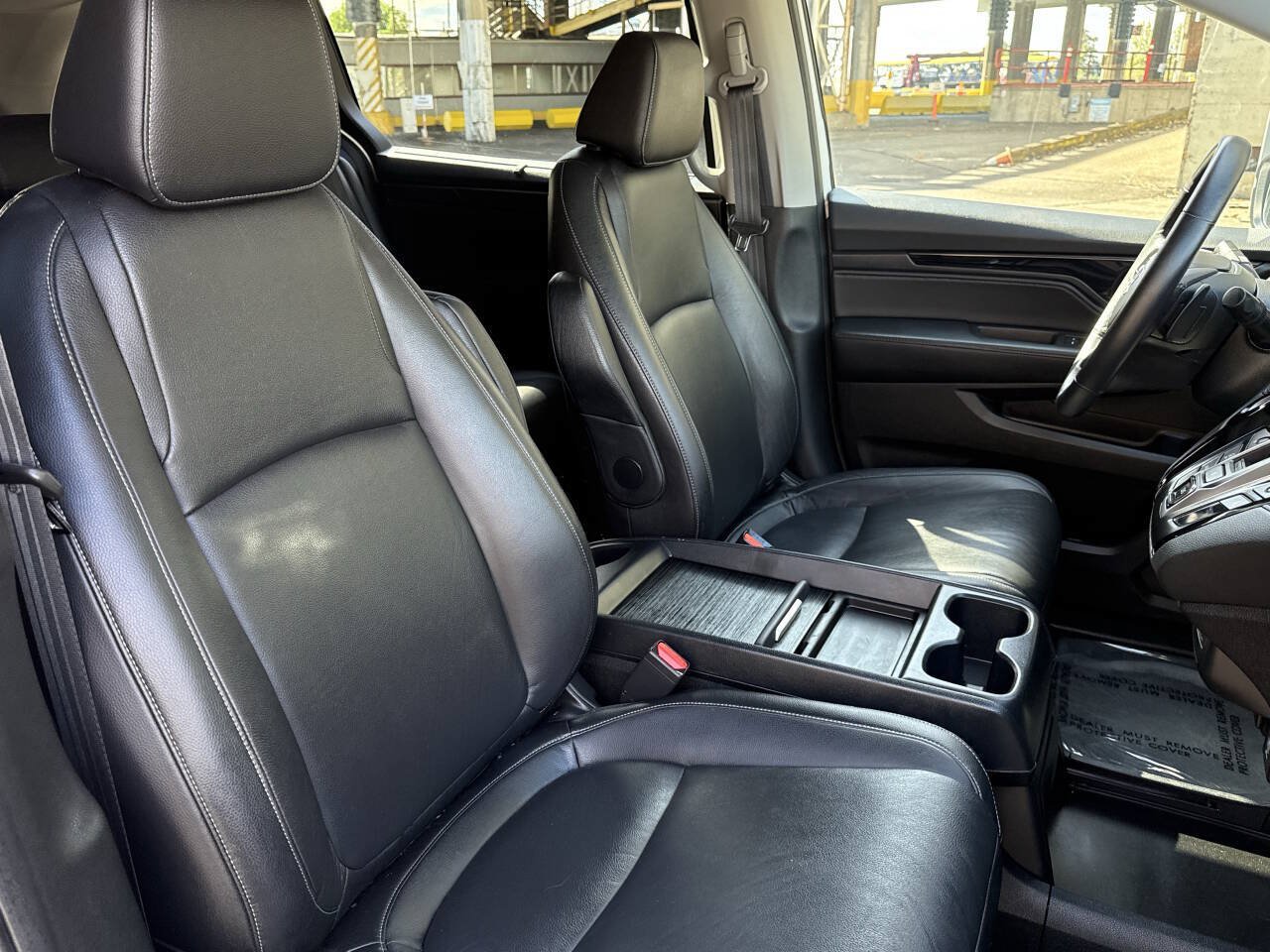Used 2023 Honda Odyssey Touring image 12