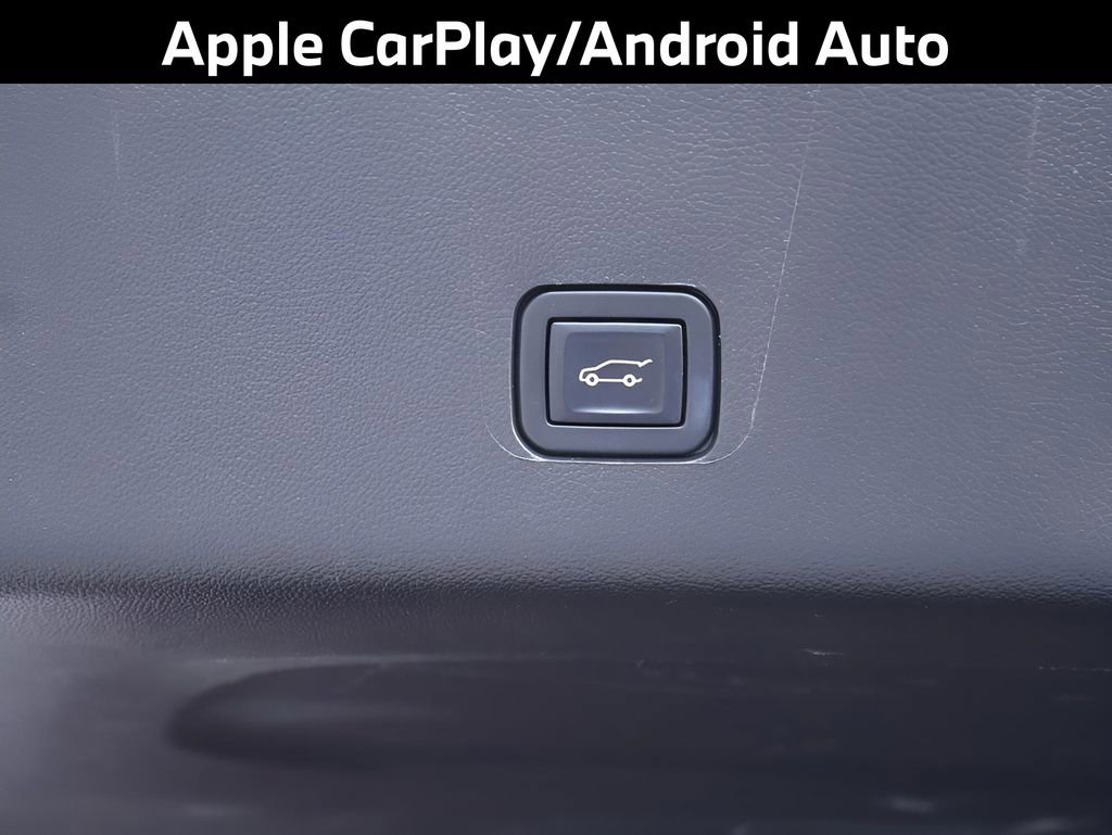 Used 2023 Chevrolet Traverse LT image 20